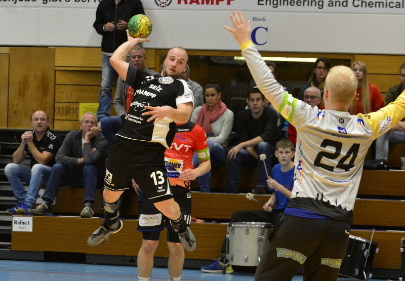 Daniel Jungel mit Zug zum Tor.