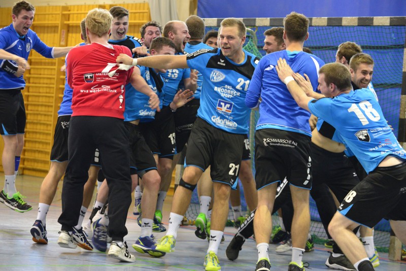 Jubel des TV Neuhausen II nach dem Aufstieg